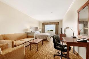 Fotografie 3: Ramada by Wyndham College Station