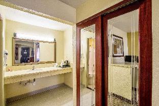 Photo 4 : Super 8 by Wyndham Jackson MS Near the Fairgrounds