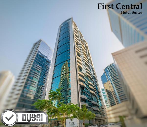 På billedet ses objektet First Central Hotel Suites beliggende i byen Dubai.