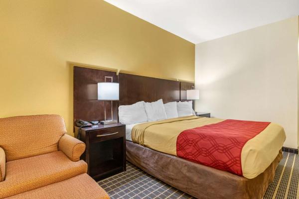 A la foto es mostra l'objecte Econo Lodge Brunswick Travel Center situat a la ciutat de Brunswick.