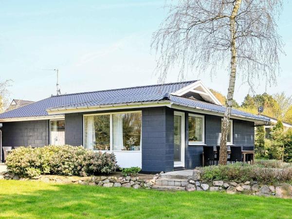A la foto es mostra l'objecte 6 person holiday home in Millinge situat a la ciutat de Millinge.