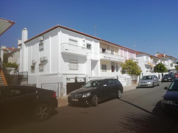 A la foto es mostra l'objecte Casa do Jardim situat a la ciutat de Beja.