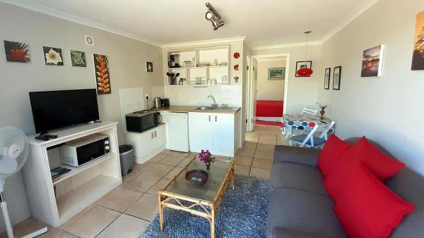 写真にはGlencairn市にあるSelf catering Holiday Apartmentが写っています。