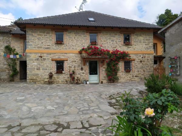 På bilden syns objektet la corte dei cerri som ligger i staden Palagano.