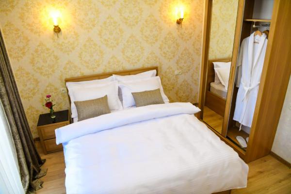 照片显示了位于Mtskheta市的Hotel Late物件。