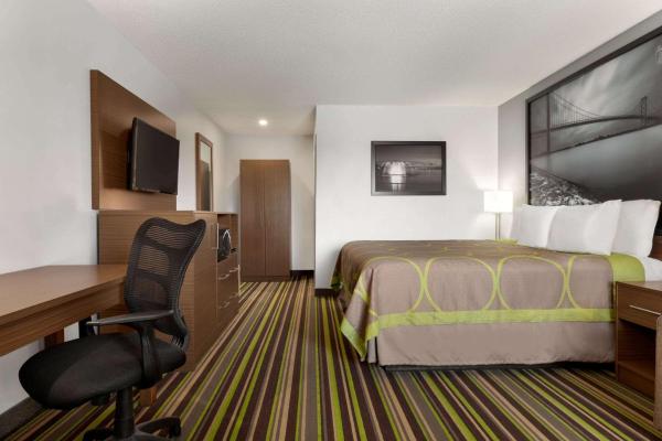Photo 8 : Super 8 by Wyndham Windsor/Dougall
