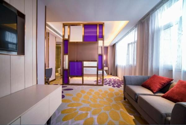 Kuvassa näkyy kohde Lavande Hotel Yishui Wande Plaza, joka sijaitsee kaupungissa Yishui.