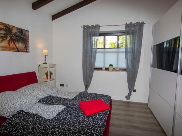A la foto es mostra l'objecte 091 Ferienwohnung Amundsen situat a la ciutat de Fedderwarden.