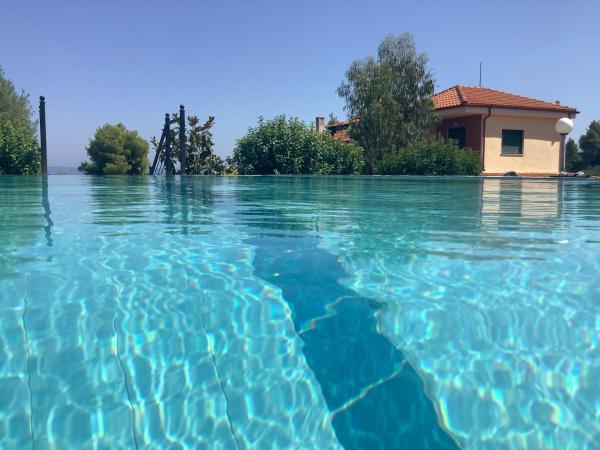 A la foto es mostra l'objecte Amazing Villa with views sea in Paliouri situat a la ciutat de Paliouri.