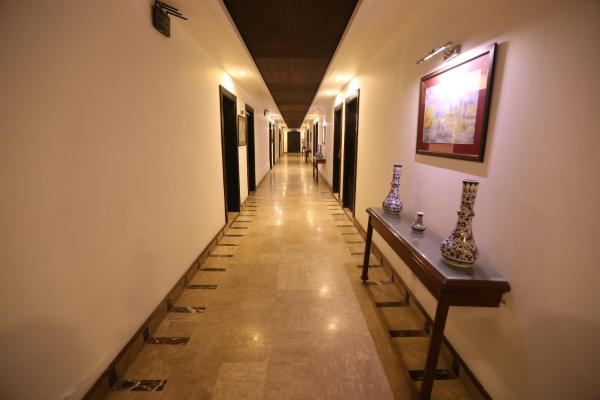 Photo 6 : City Centre Suites