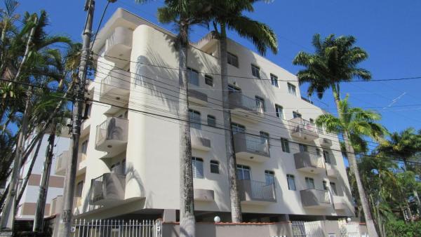A la foto es mostra l'objecte Copacabana garag coberta situat a la ciutat de Ubatuba.