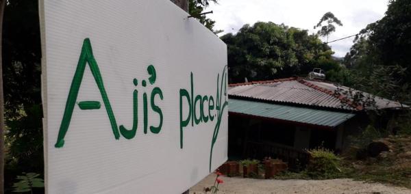 A la foto es mostra l'objecte Aji's Place in Ella situat a la ciutat de Ella.