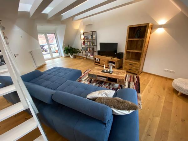 A la foto es mostra l'objecte modernes Penthouse, nahe Würzburg situat a la ciutat de Würzburg.
