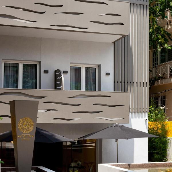 Na foto é possível ver o objeto STAY INN localizado na cidade de Athens.