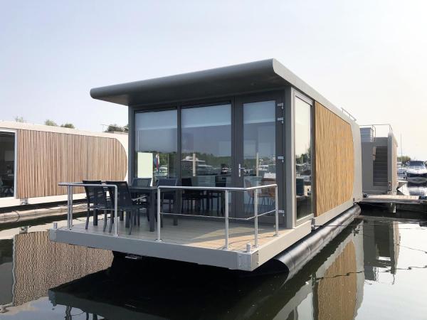 Floating vacationhome Tenerife, Maastricht