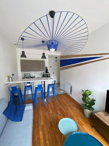 A la foto es mostra l'objecte Appartement vue beffroi situat a la ciutat de Amiens.