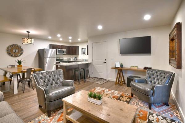 A la foto es mostra l'objecte 5C Sweet RedCliff Condo, Pool & Hot Tub situat a la ciutat de Moab.