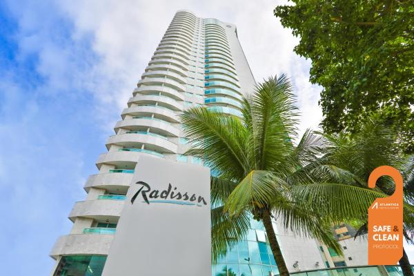 A la foto es mostra l'objecte Radisson Recife situat a la ciutat de Recife.