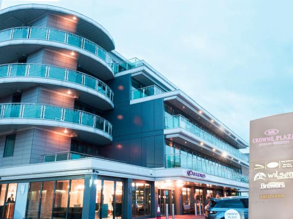 Na foto é possível ver o objeto Crowne Plaza London - Kingston by IHG localizado na cidade de Kingston upon Thames.