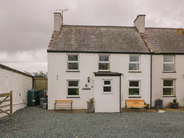 A la foto es mostra l'objecte Bron Gadair situat a la ciutat de Llanfairpwllgwyngyll.
