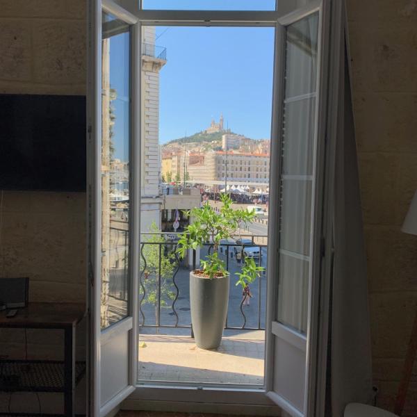 Vieux Port Clim Calme Vue Bonne Mere Ou Eglise Appartements De Caractere - Marseille