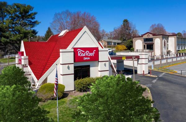 A la foto es mostra l'objecte Red Roof Inn Warrenton situat a la ciutat de Warrenton.