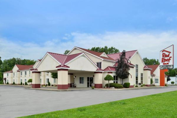 Na fotografii je vidět objekt Red Roof Inn Sandusky - Milan nacházející se ve městě Monroeville.