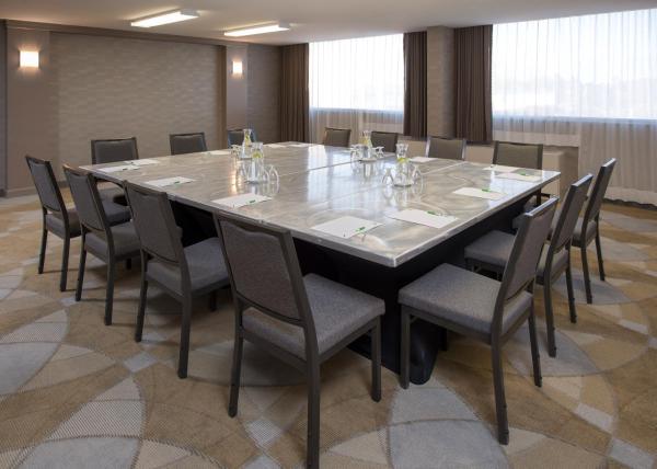 Holiday Inn Winnipeg-south By Ihg - Winnipeg