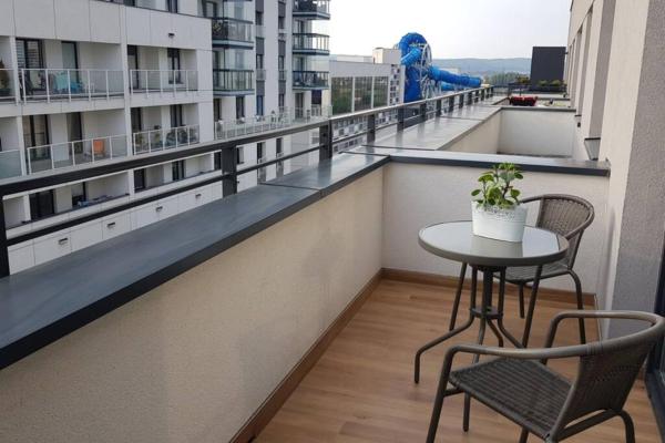Στη φωτογραφία φαίνεται το αντικείμενο Nowoczesny apartament przy Aquapark Reda που βρίσκεται στην πόλη Reda.