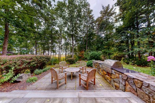 A la foto es mostra l'objecte The Lodge at Seapoint Beach situat a la ciutat de Kittery.