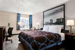 Super 8 by Wyndham Gulfport Airport NW Near Biloxi的照片2