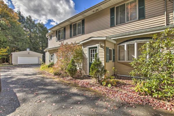Foto 1: Spacious Apt w/ Yard: 3 Mi to Windham Mountain