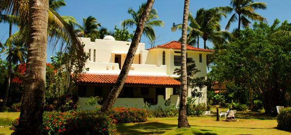 På bildet vises objektet Villa directly on the beach, las Ballenas som ligger i byen Las Terrenas.