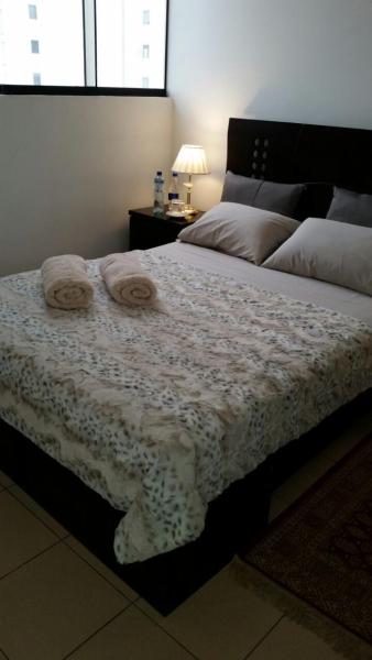 A la foto es mostra l'objecte Habitación RRB situat a la ciutat de Lima.