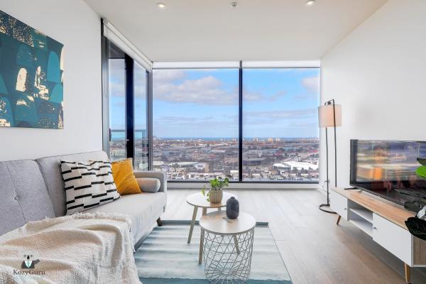 A la foto es mostra l'objecte KOZYGURU DOCKLANDS LUXURY WATER VIEW APT 1 BED VDO915 situat a la ciutat de Melbourne.