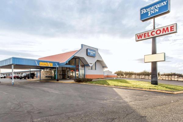 Na foto é possível ver o objeto Rodeway Inn Boardman - Hermiston localizado na cidade de Boardman.