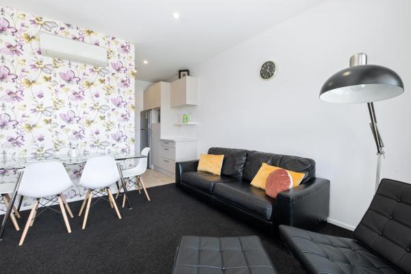 Photo 3 : Brookside Gem - Modern 2 Bedroom Apartment