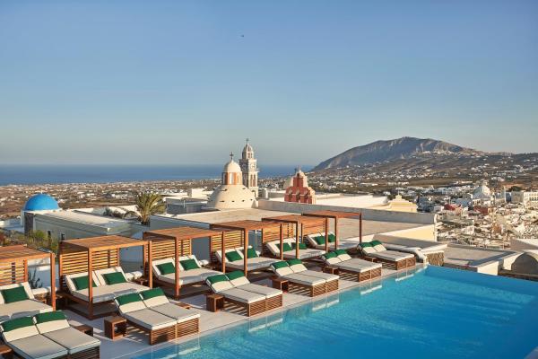 A la foto es mostra l'objecte Katikies Garden Santorini - The Leading Hotels Of The World situat a la ciutat de Fira.