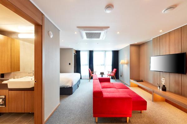 Foto 5: Ramada by Wyndham Gumi