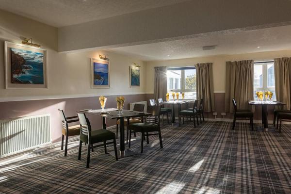 A la foto es mostra l'objecte Castletown Hotel situat a la ciutat de Greenland.