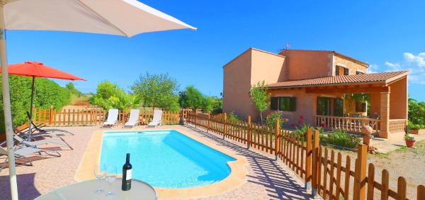 Na fotografii je vidět objekt 419 Finca Can Olivaret ETV2598 by Mallorca Charme nacházející se ve městě Campos.
