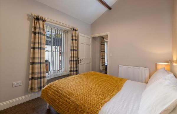 The Mews Apartment, Brampton Town Centre, Hadrians Wall - Sleeps 4 - Northumberland