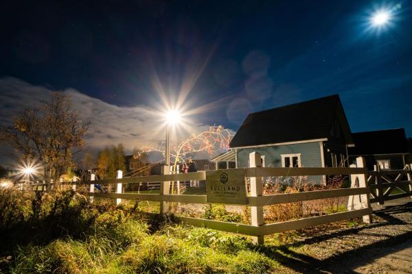 Na fotografii je vidět objekt SuliLand Domki pod Ślężą nacházející se ve městě Tyniec nad Ślęzą.