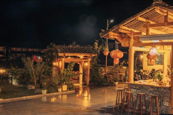 Meo Vac Clay House, Mèo Vạc