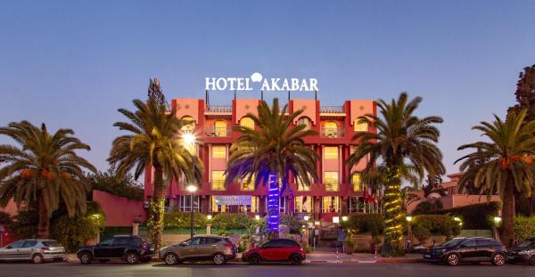 Na fotografii je vidět objekt Hotel Akabar nacházející se ve městě Marakéš.