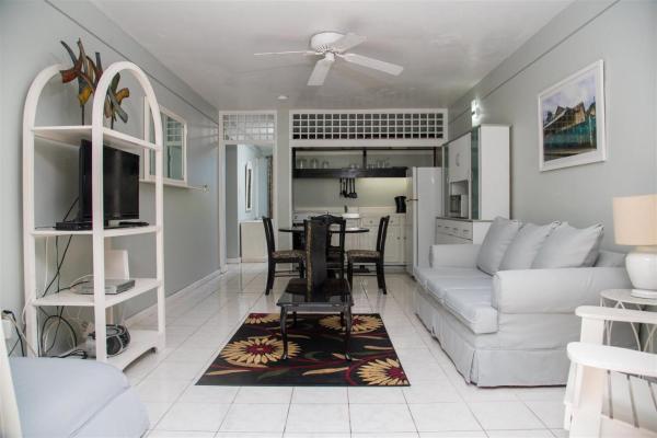 Emerald Corner At Fisherman`s Point - Ocho Rios