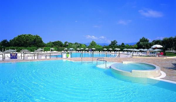 A la foto es mostra l'objecte Villaggio Colombare situat a la ciutat de Sirmione.