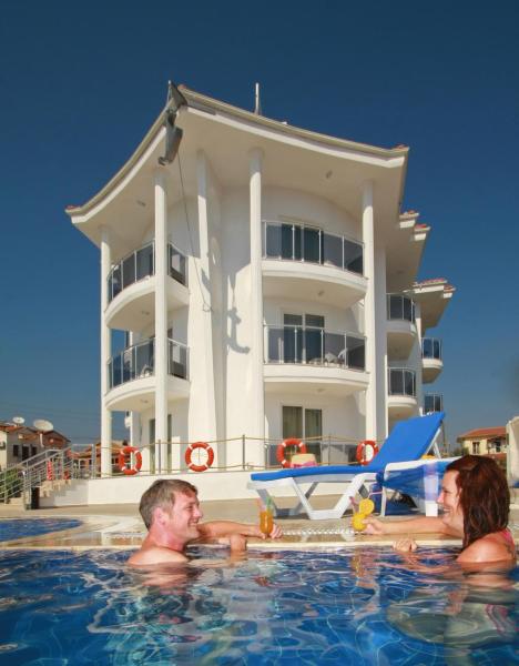 På billedet ses objektet Nevada Hotel & Spa beliggende i byen Fethiye.