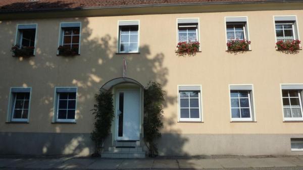 På billedet ses objektet Pension Hartmann beliggende i byen Girbigsdorf.