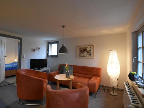 På billedet ses objektet Wohnung in Klütz nahe Schloss Bothmer beliggende i byen Klütz.